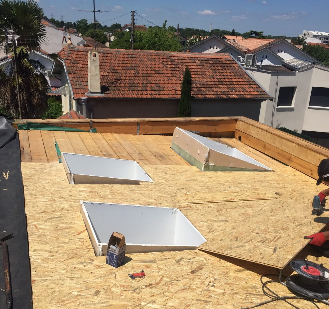 Advalidem; Rénovation énergétique; Audit énergétique; Toiture en cours; Travaux de construction